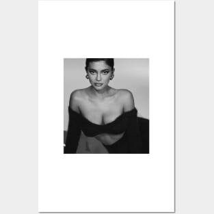 Kyliejenner t-shirt gift for your friend Posters and Art